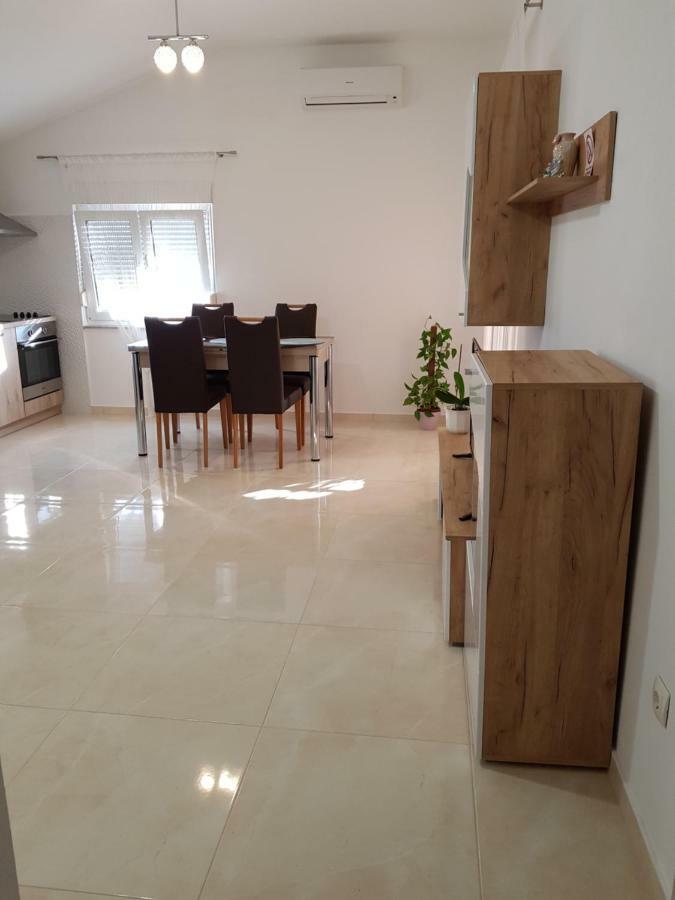 Apartman Andrea Zadar Exteriör bild