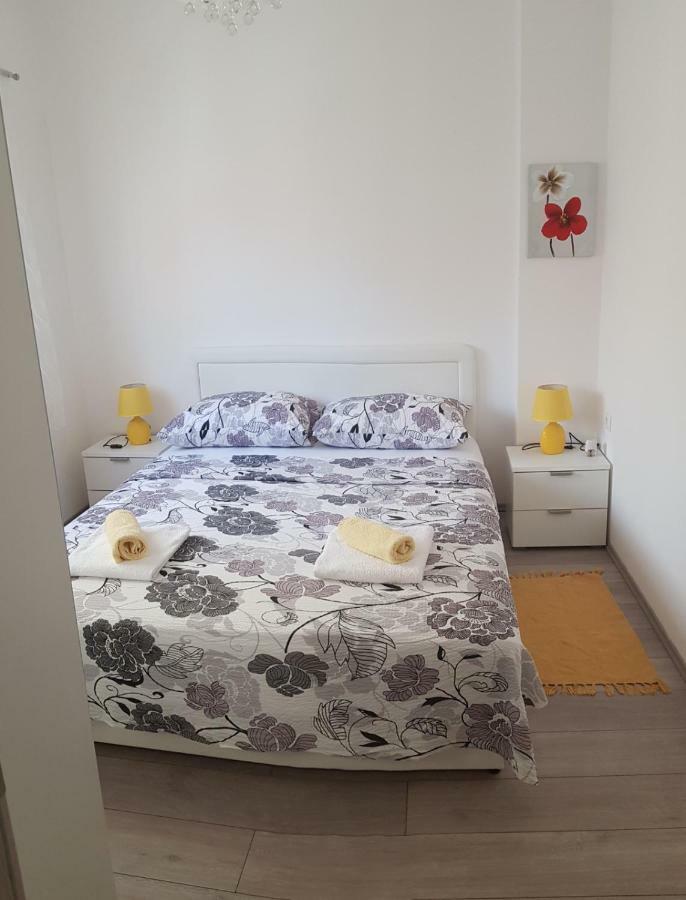 Apartman Andrea Zadar Exteriör bild